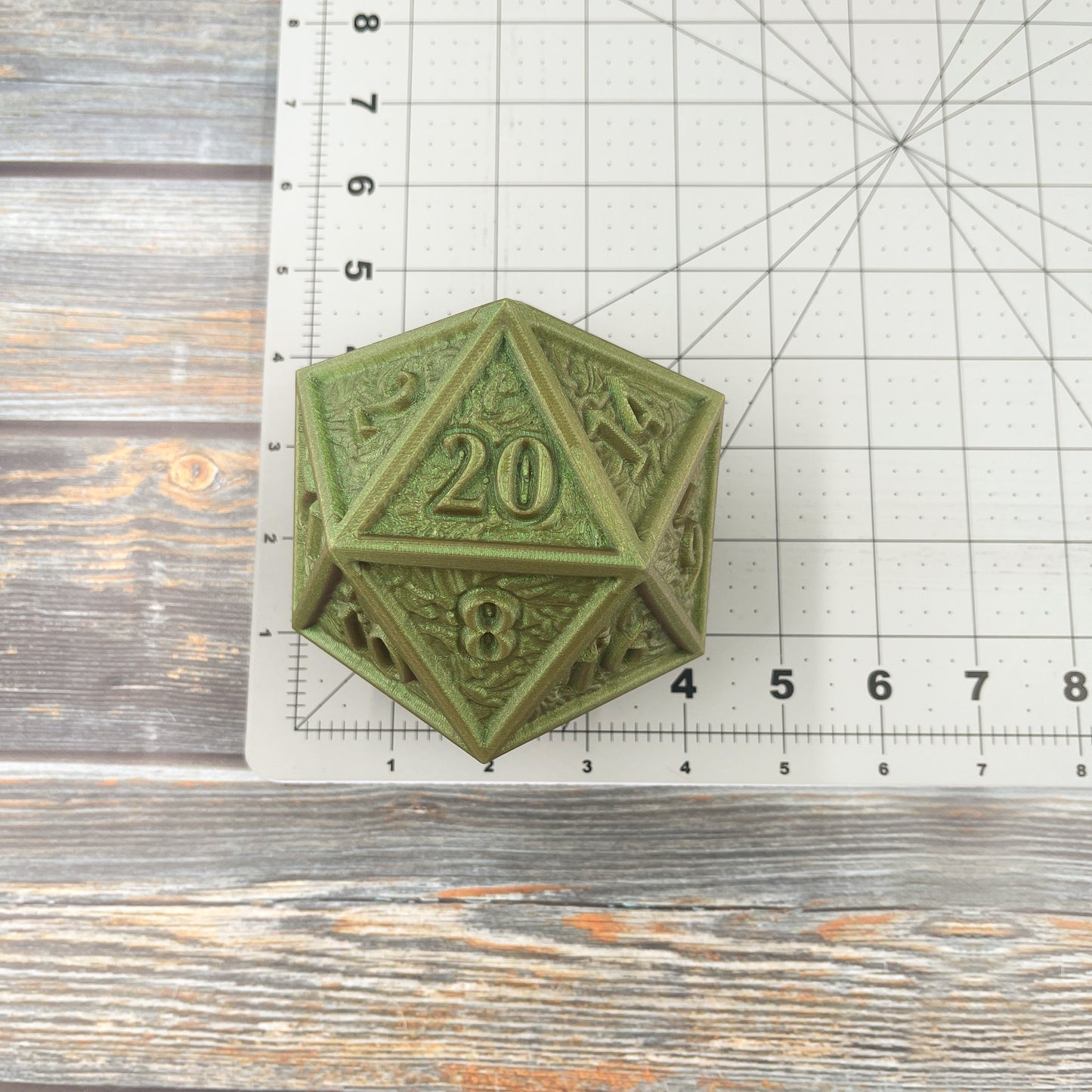 D20 Dice Vault in Starlight Bronze