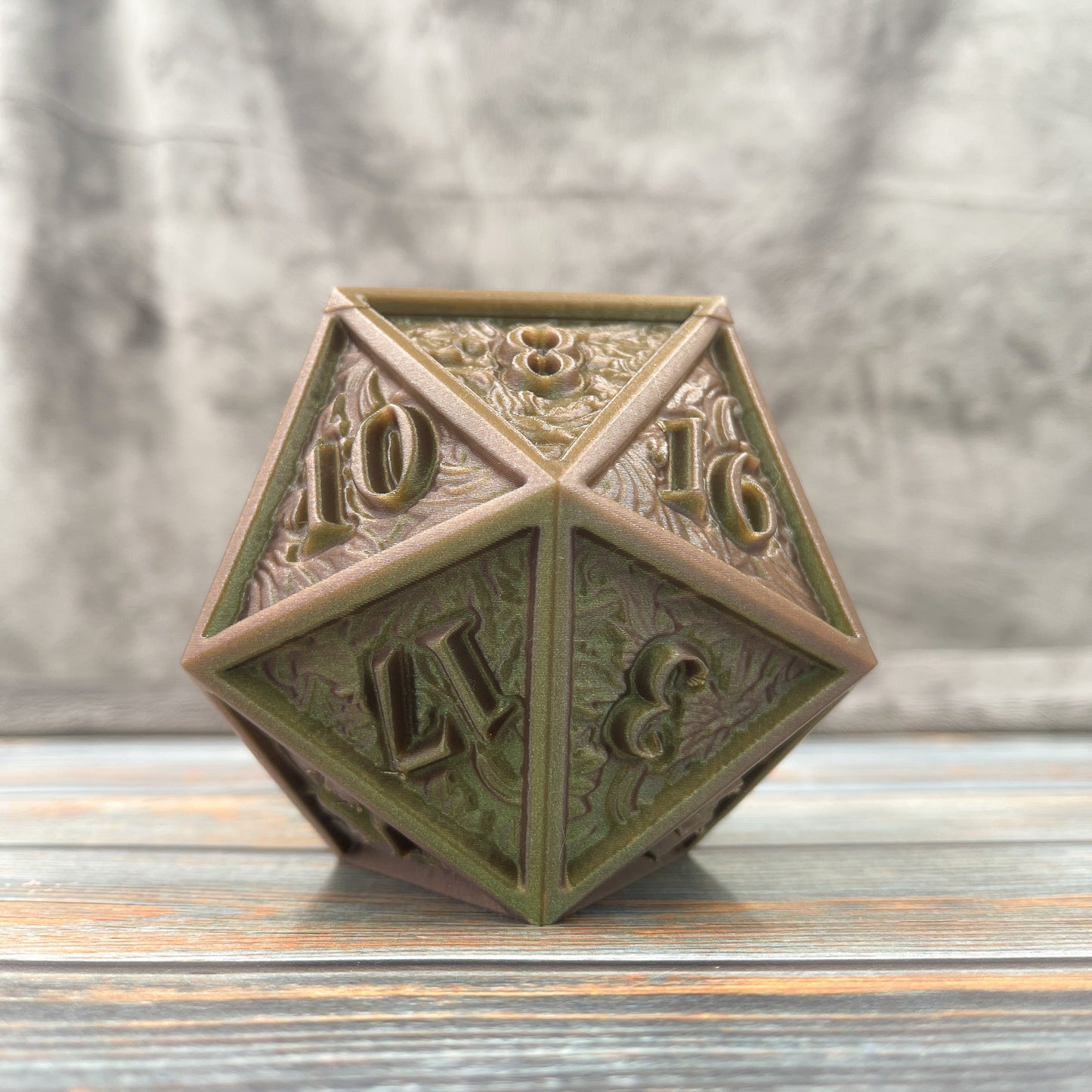 D20 Dice Vault in Starlight Bronze