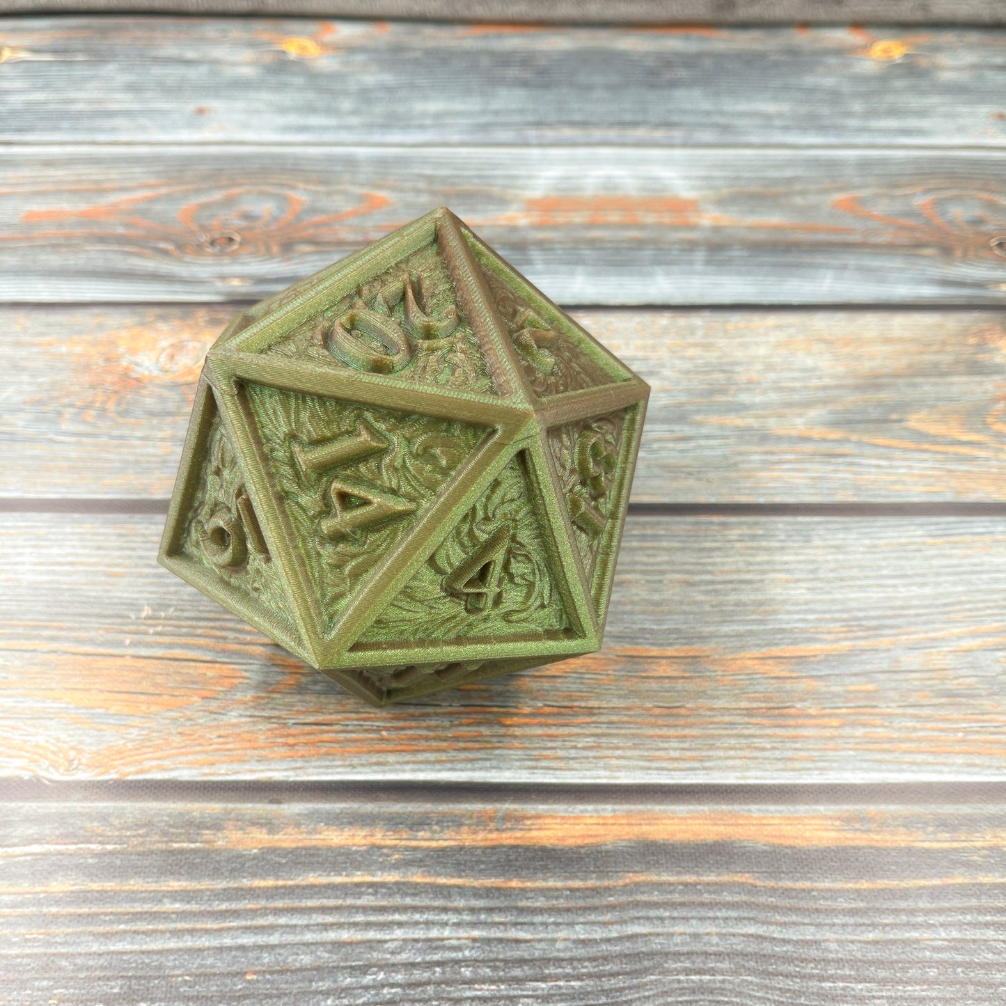 D20 Dice Vault in Starlight Bronze