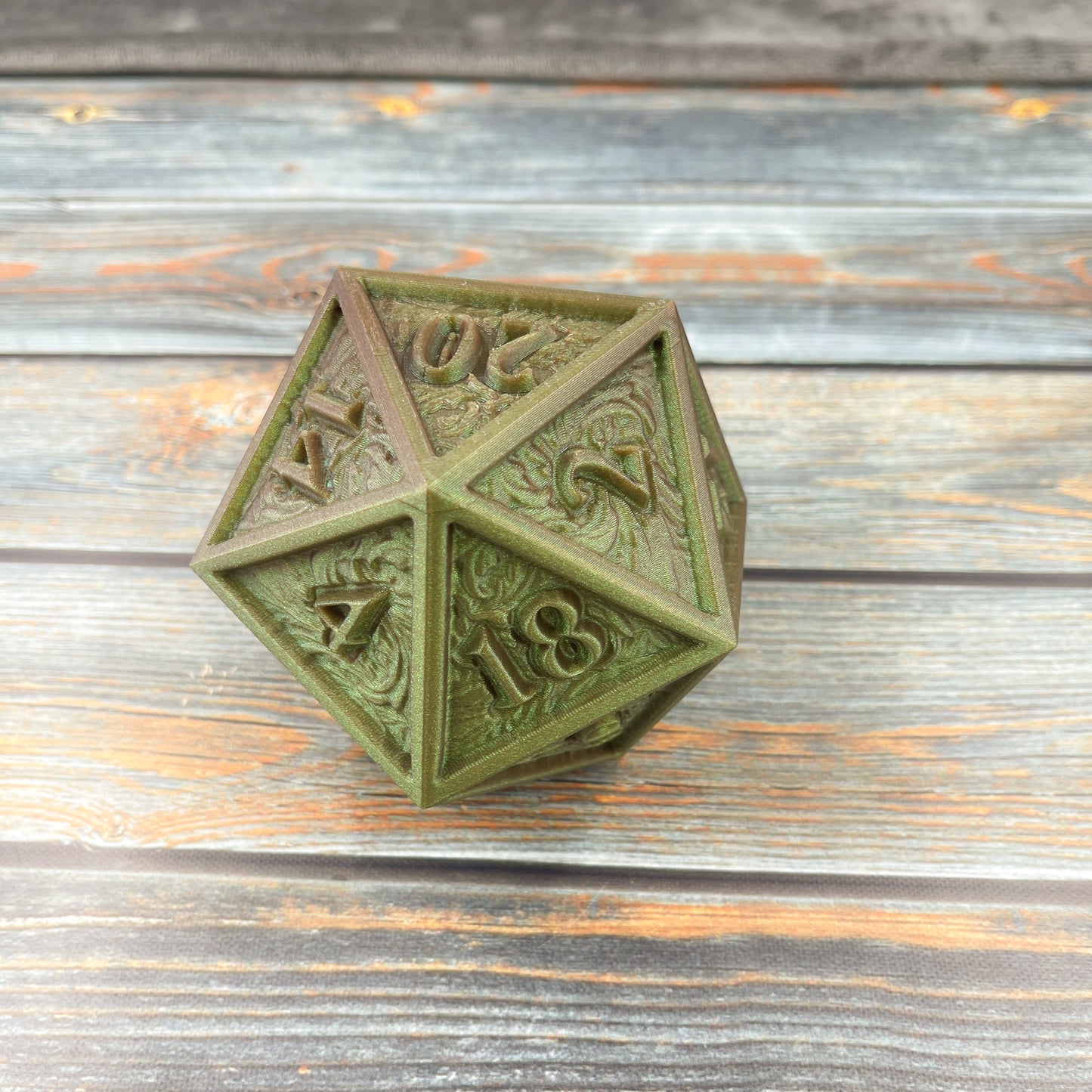 D20 Dice Vault in Starlight Bronze