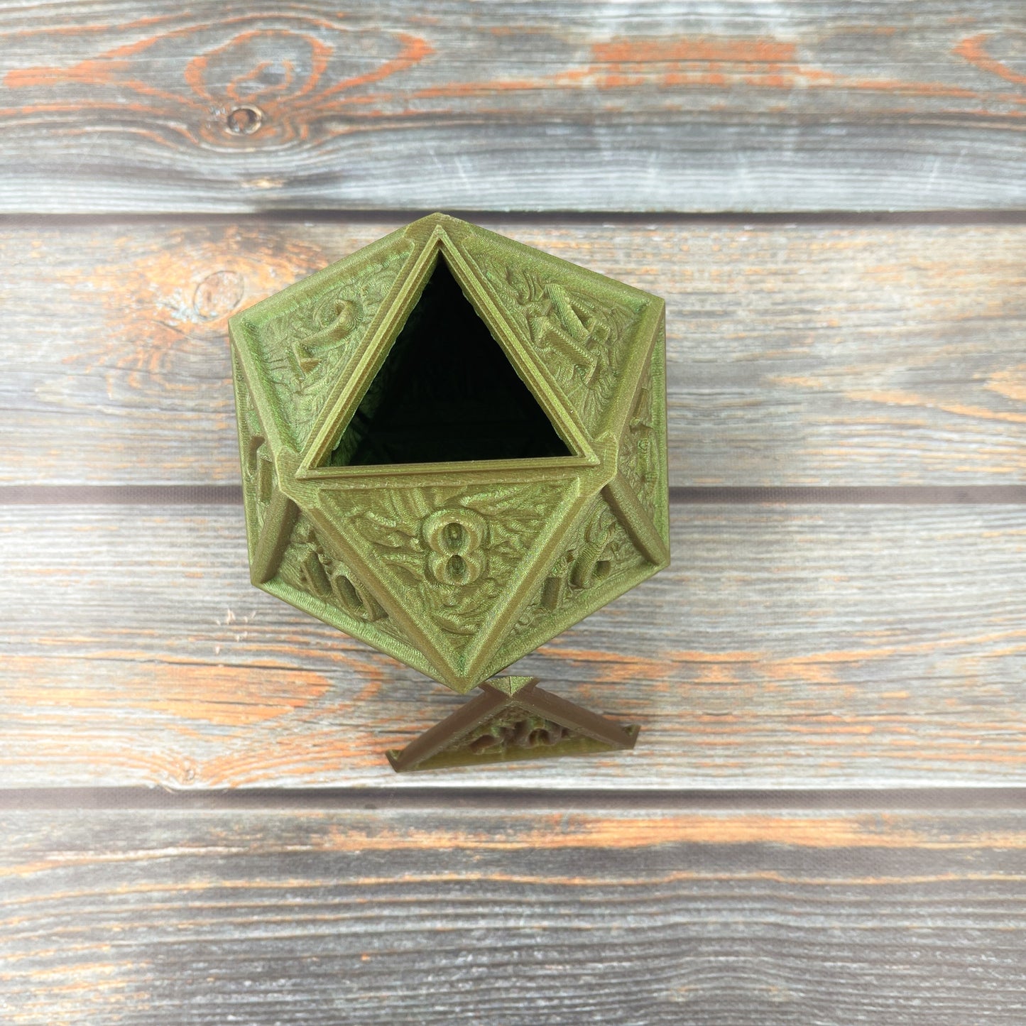 D20 Dice Vault in Starlight Bronze