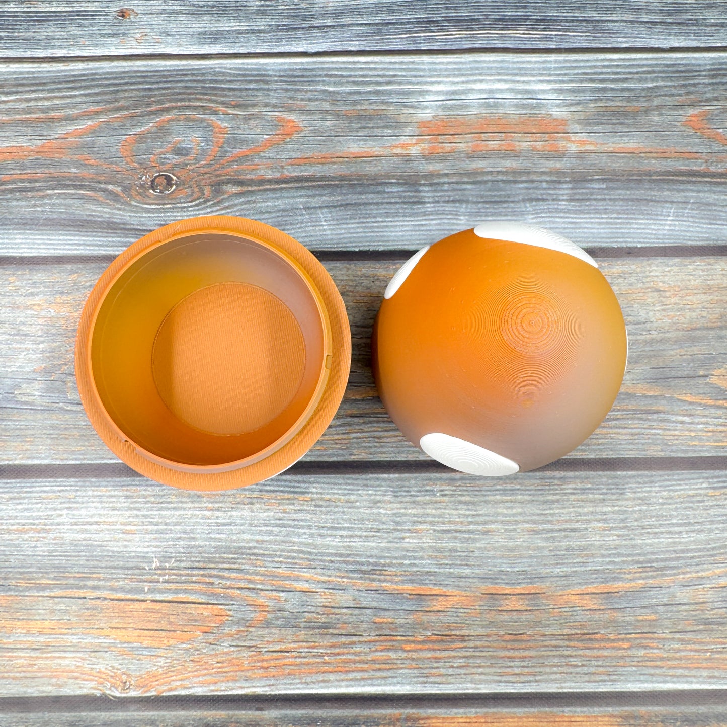 Dinosaur Egg Twist Lock 3D Printed Storage Egg