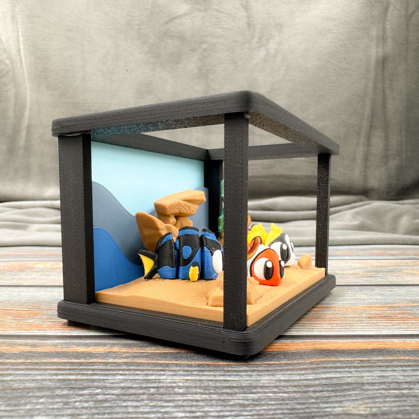 Fish Tank + 3 Fish 3D Printed Fidget Figure Diorama Set