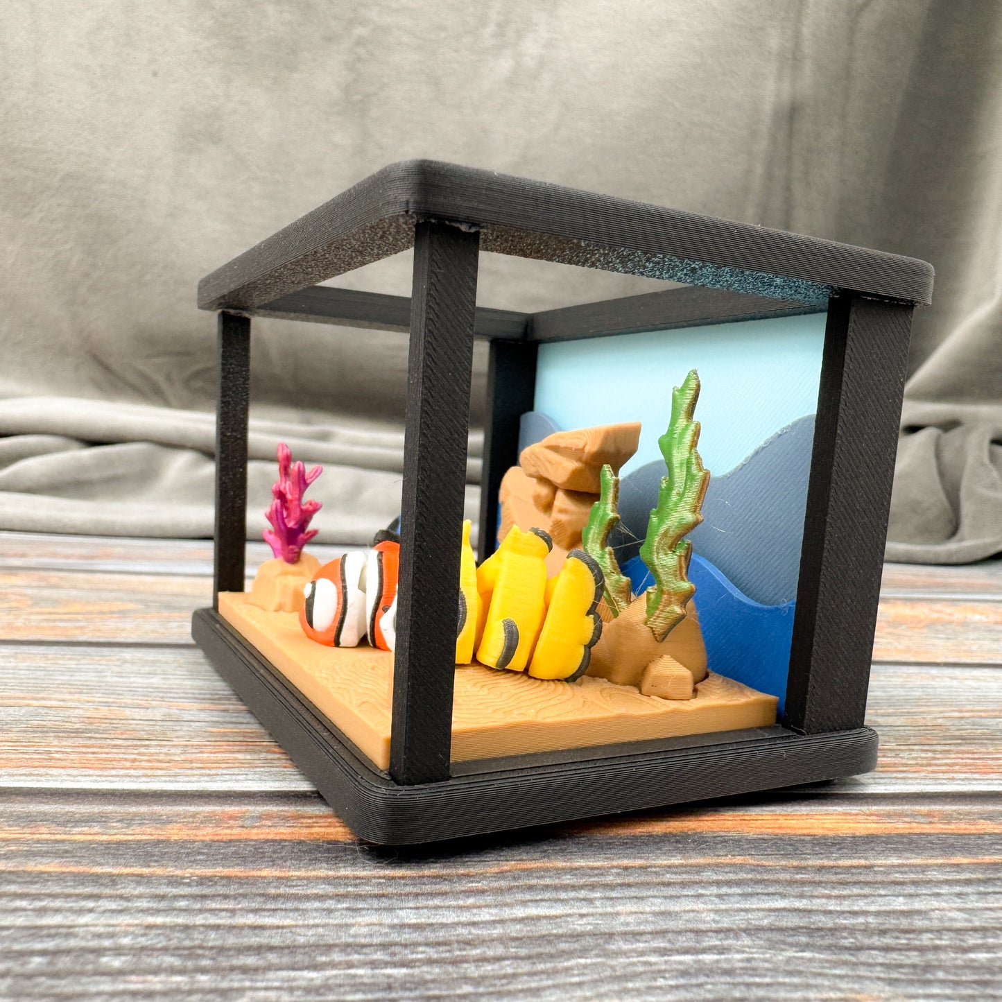 Fish Tank + 3 Fish 3D Printed Fidget Figure Diorama Set