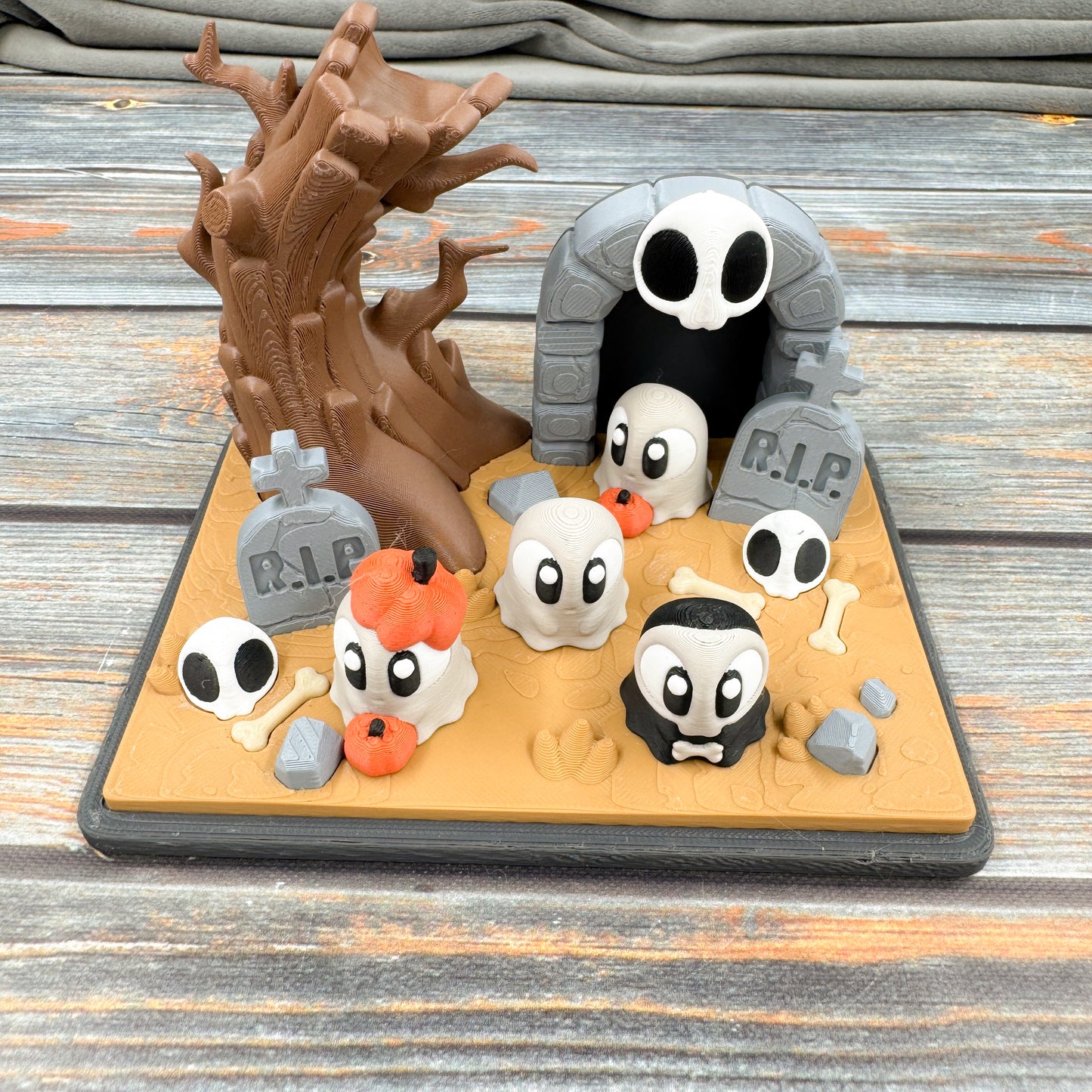 Ghost Graveyard 3D Printed Fidget Figure Diorama