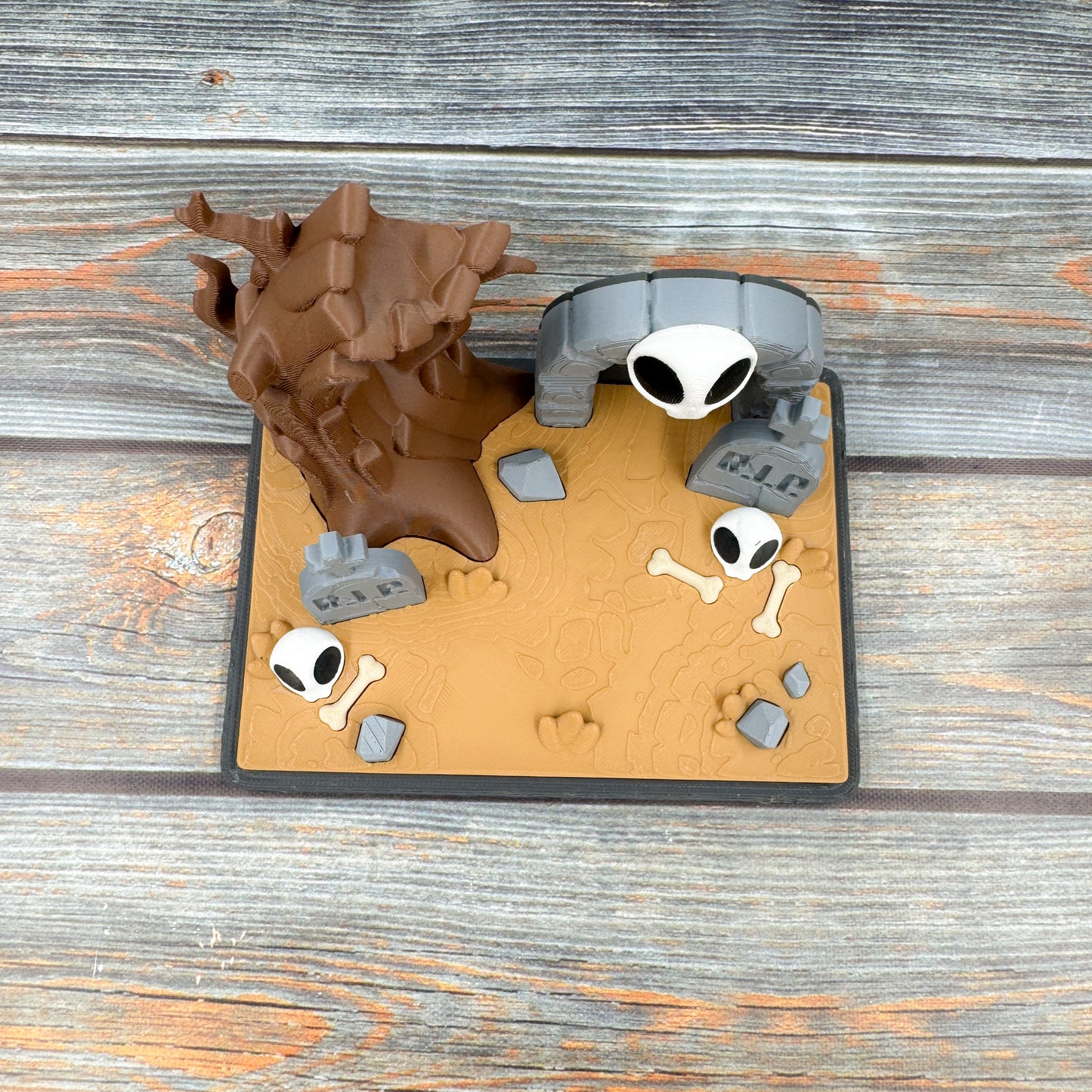 Ghost Graveyard 3D Printed Fidget Figure Diorama