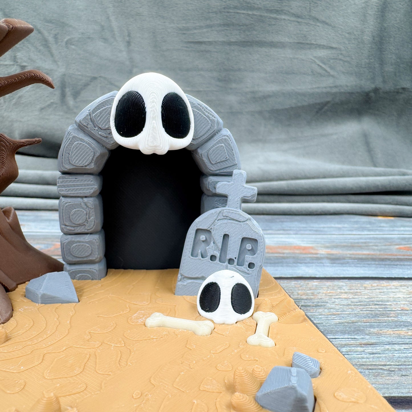 Ghost Graveyard 3D Printed Fidget Figure Diorama