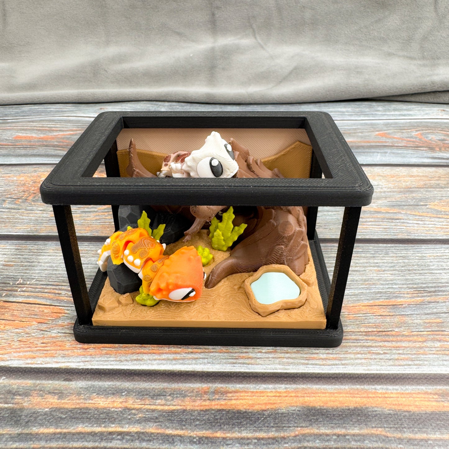 Reptile Habitat + 2 Bearded Dragons 3D Printed Fidget Figure Diorama Set
