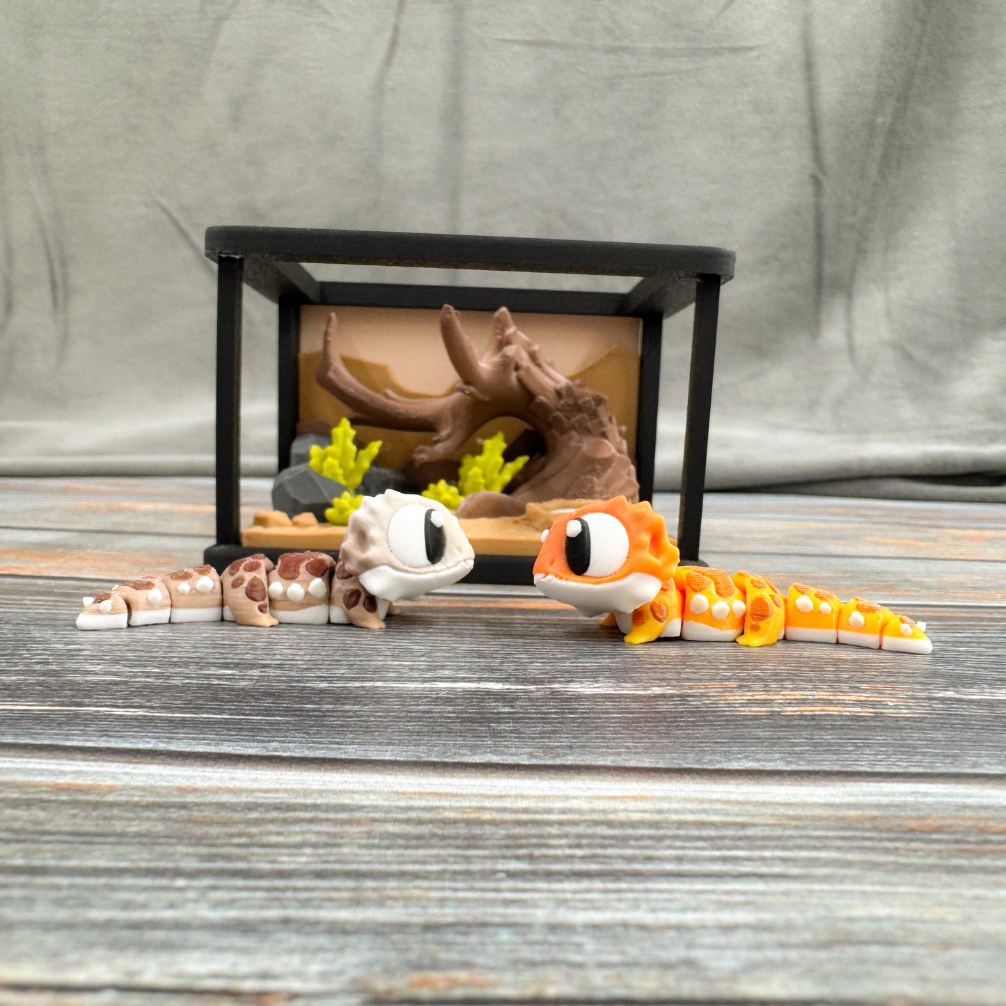 Reptile Habitat + 2 Bearded Dragons 3D Printed Fidget Figure Diorama Set