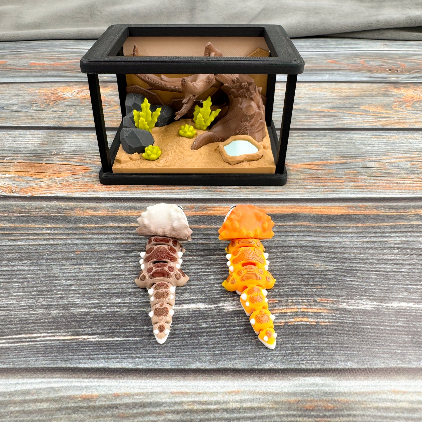 Reptile Habitat + 2 Bearded Dragons 3D Printed Fidget Figure Diorama Set